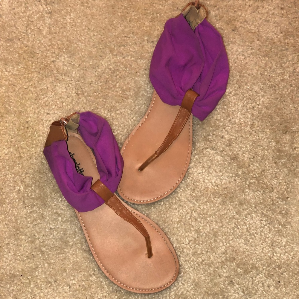 Magenta sandals